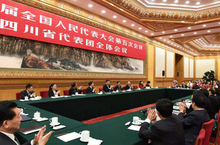 习近平:所有扶贫地区的领导干部都要坚守岗位